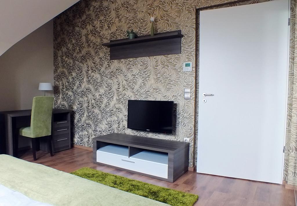 Thanhoffer Villa Siófok Buitenkant foto